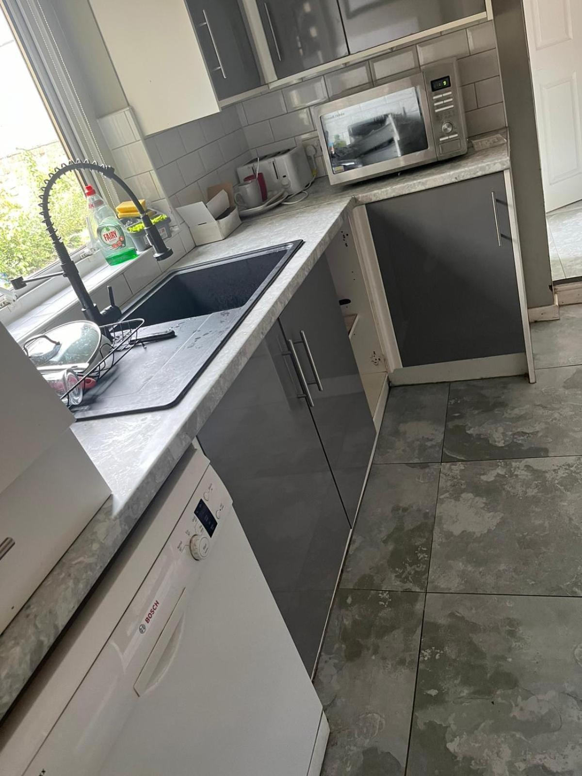 Precise Homes Ltd ولفرهامبتون المظهر الخارجي الصورة